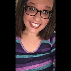 Meet your Posher, Vanessa